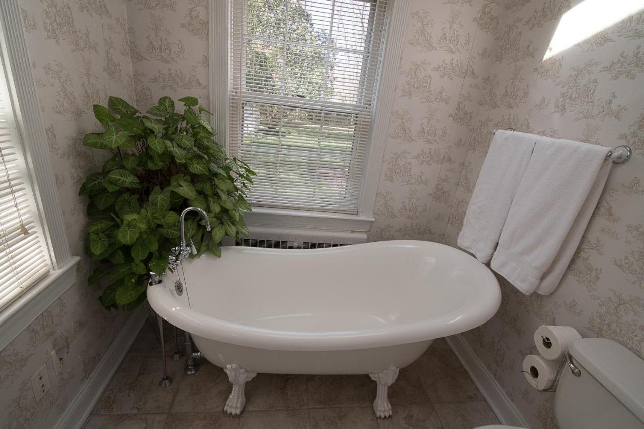 Stafford House Bed & Breakfast Φέρφαξ Εξωτερικό φωτογραφία